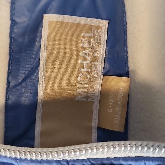 Snowsuit - Picture 2 of 4